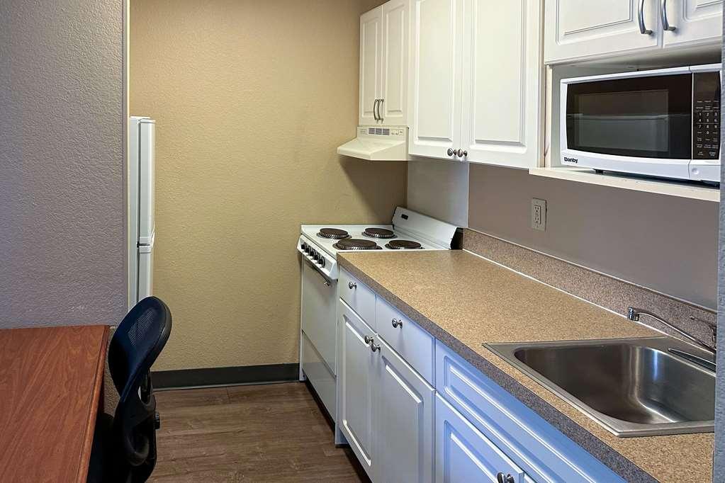 Suburban Studios Houston North I-45 Pokoj fotografie
